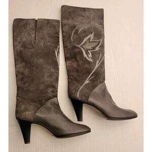 Bally Boots Womens 10M Vintage Gray Suede Leather Tall Heeled w/ Applique Unique